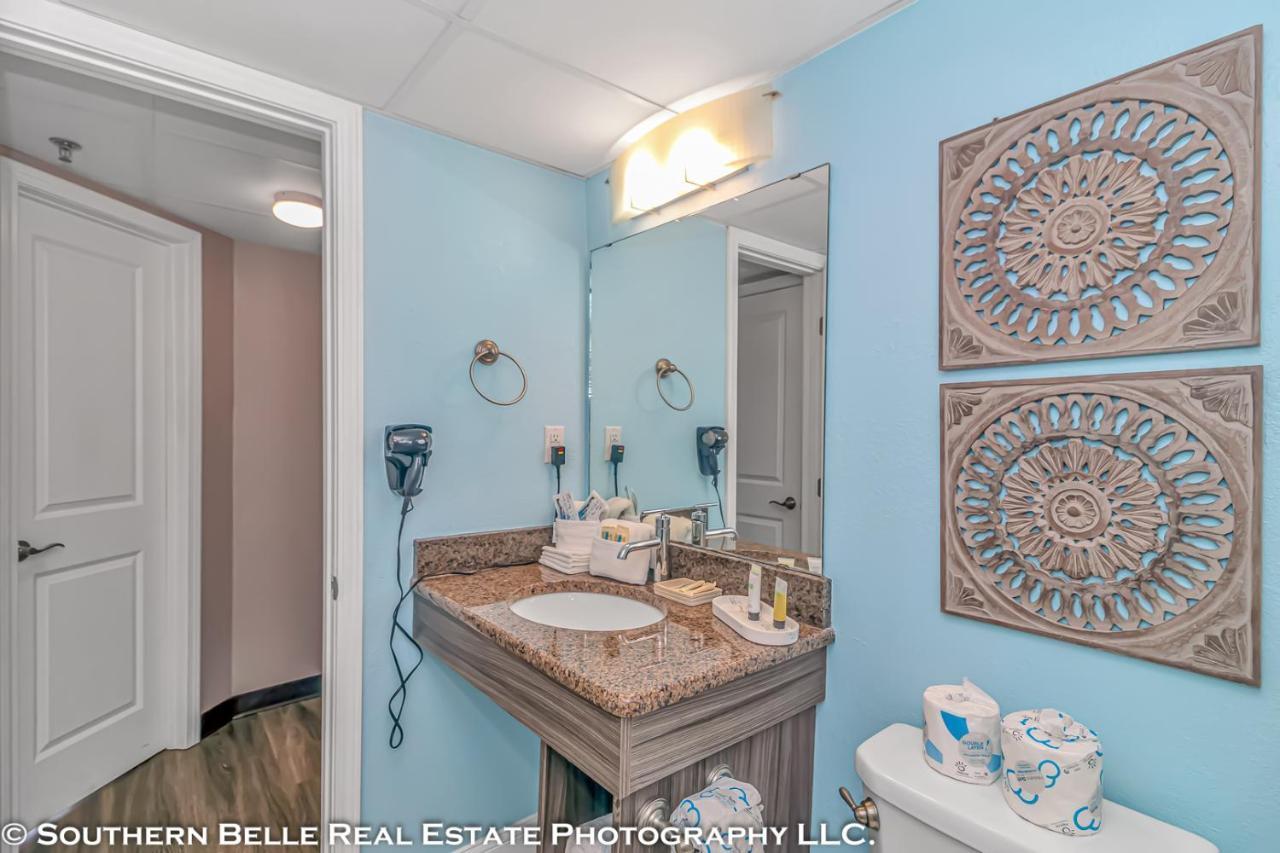 Ocean View Double Suite With Beautiful Decor And Accents Caravelle Resort 1504 Sleeps 6 Guests Миртл-Бич Экстерьер фото
