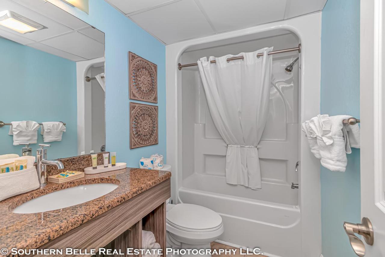 Ocean View Double Suite With Beautiful Decor And Accents Caravelle Resort 1504 Sleeps 6 Guests Миртл-Бич Экстерьер фото